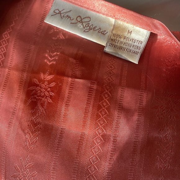 Cute versatile oversized pink button up dress / shirt or coverup - Picture 7 of 7